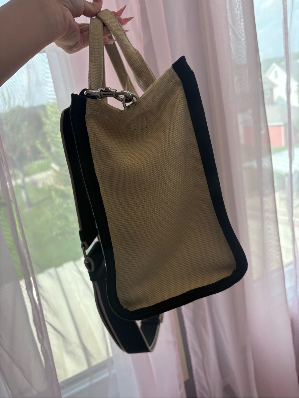 Marc Jacobs Medium Tote Bag in tan & black - Picture 3 of 9